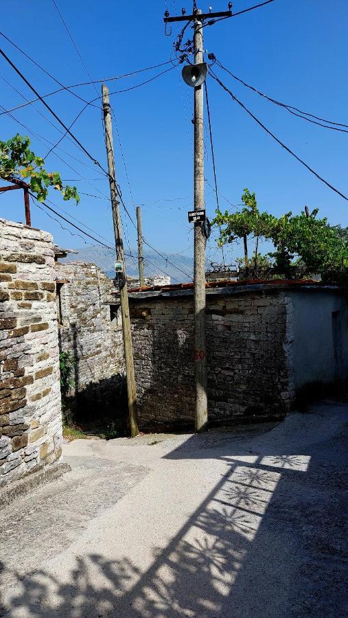 Relax Guesthouse Gjirokaster Exterior photo